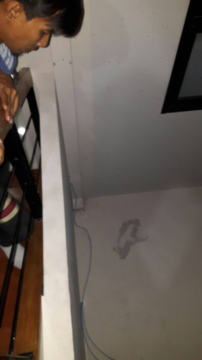 เดินสาย LAN สายโทรศัพท์ฝังในกำแพง ตามจุดต่างๆ ที่ โรงพยาบาลบำรุงราษฎร์