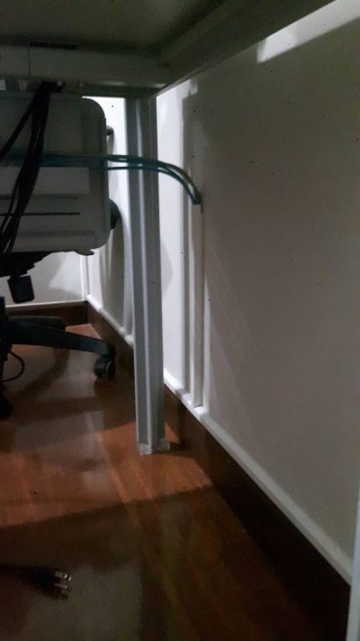 เดินสาย LAN สายโทรศัพท์ฝังในกำแพง ตามจุดต่างๆ ที่ โรงพยาบาลบำรุงราษฎร์