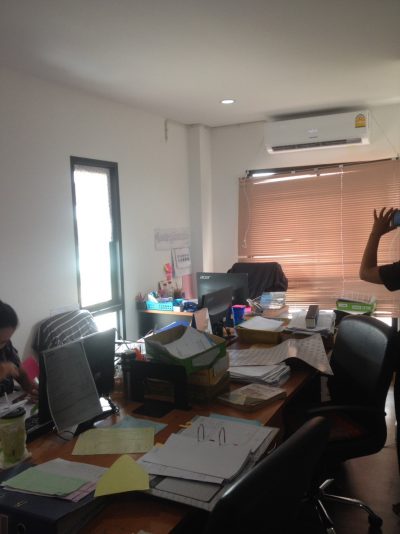 เดินสาย LAN เชื่อมต่อระบบ Network ที่ บริษัท ดิ ไอเฟล รามคำแหง (ซอยมิสทีน) กทม.