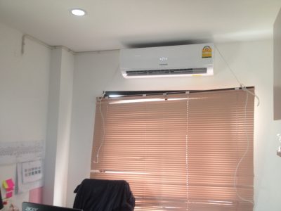 เดินสาย LAN เชื่อมต่อระบบ Network ที่ บริษัท ดิ ไอเฟล รามคำแหง (ซอยมิสทีน) กทม.