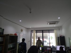 เดินสาย LAN เชื่อมต่อระบบ Network ที่ บริษัท ดิ ไอเฟล รามคำแหง (ซอยมิสทีน) กทม.