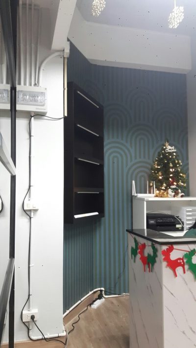 เดินสาย LAN 15 จุด ยืดกับผนัง พร้อมใส่เบอร์ ที่ บริษัท อีอ๊อกซ์ (กรู๊ท) จำกัด