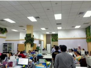 เดินสาย LAN เชื่อมต่อระบบ Network ติดตั้ง Access Point  บริษัท โปรเฟสชันแนลวัน