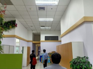 เดินสาย LAN เชื่อมต่อระบบ Network ติดตั้ง Access Point  บริษัท โปรเฟสชันแนลวัน