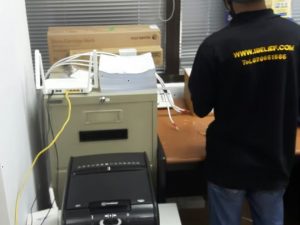 เดินสาย LAN เชื่อมต่อระบบ Network  บริษัท เทคเซีย ลูบริแค็นท์ (ไทยแลนด์) จำกัด