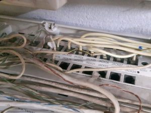 เดินสาย LAN วางระบบ Network บริษัท อิสท์ ลิ้งค์ คอร์ปอเรชั้น