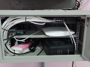 เดินสาย LAN เชื่อมต่อระบบ Network ติดตั้ง Access Point ที่ โรงเรียนปรมัยเกาะเกร็ด