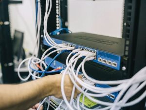 ประโยชน์ และข้อดี ของการมี ตู้แร็ค Rack Server คืออะไร มีความสำคัญอย่างไรบ้าง?