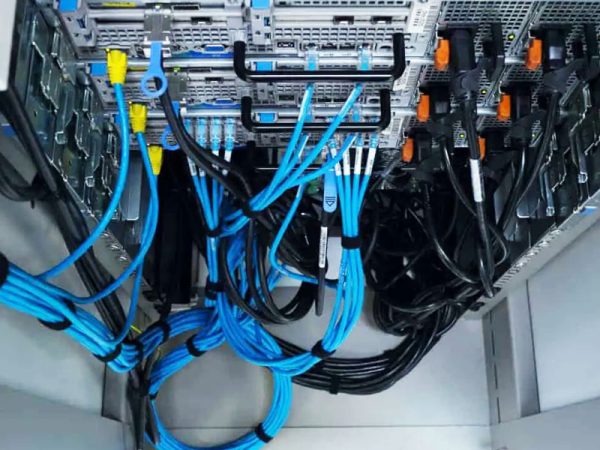 รับจัดสายตู้ Rack Server